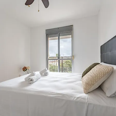 Malagasuite Paganini Торремолінос